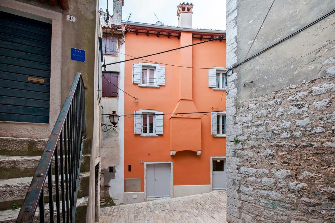 Apartment&Studio CA’ 3 VIE Rovigno Esterno foto