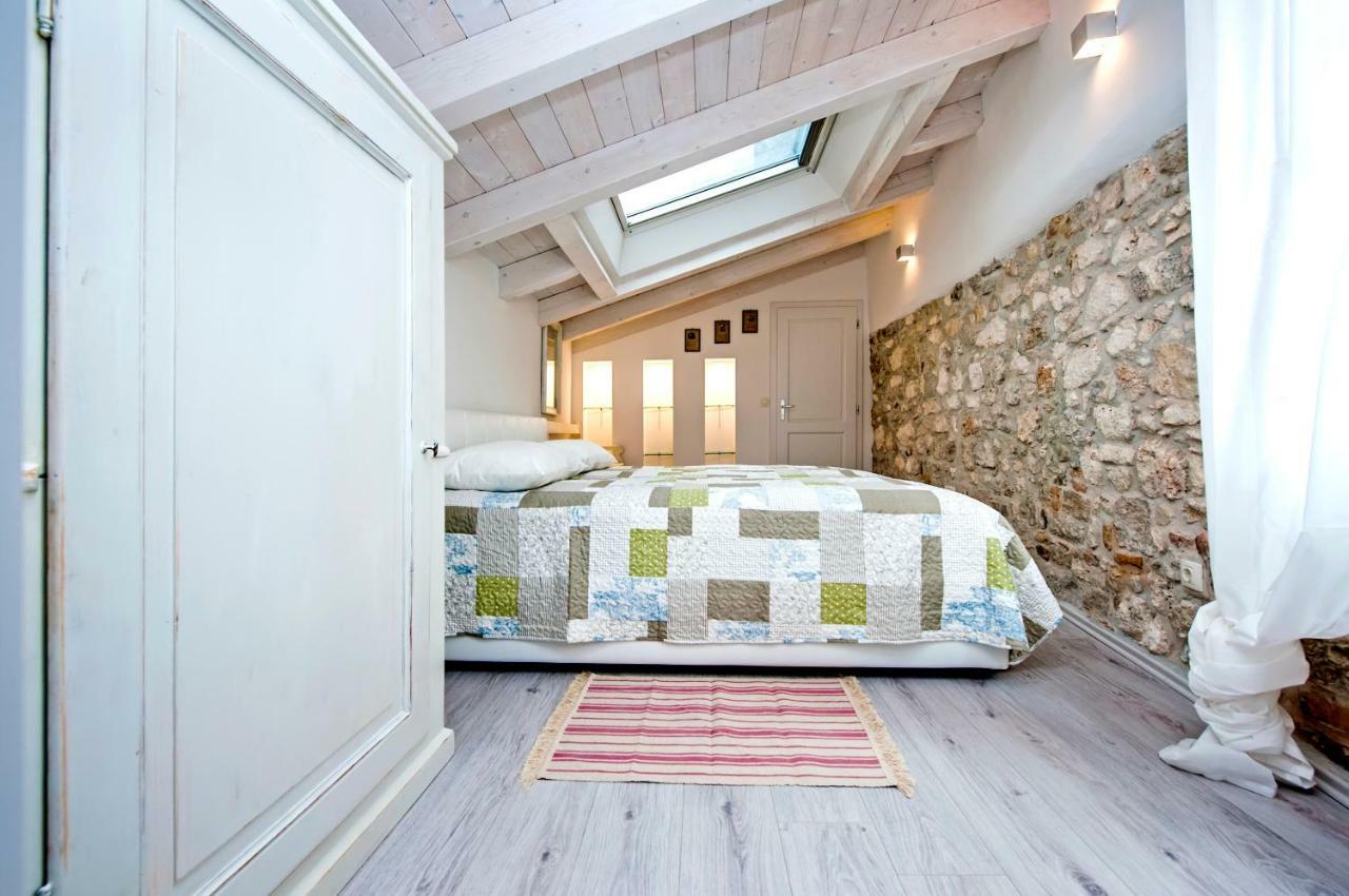 Apartment&Studio CA’ 3 VIE Rovigno Esterno foto