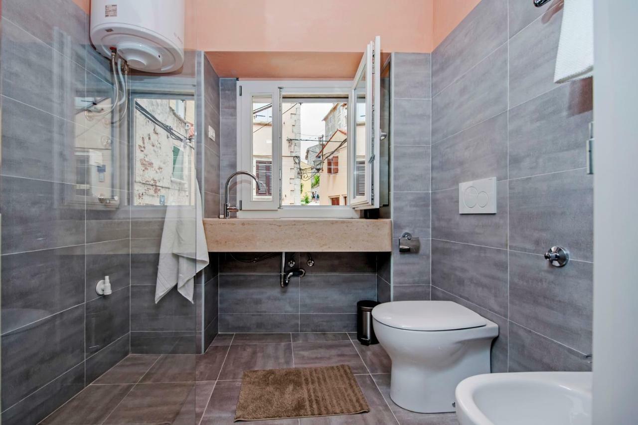 Apartment&Studio CA’ 3 VIE Rovigno Esterno foto