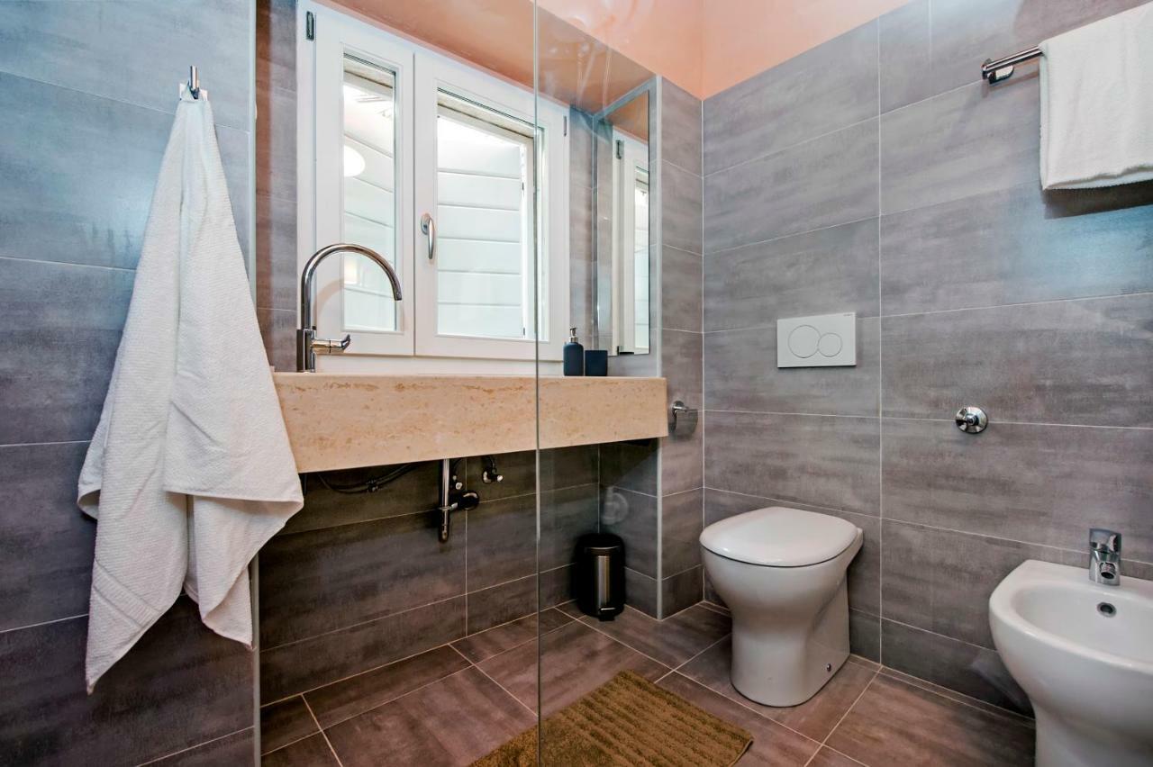 Apartment&Studio CA’ 3 VIE Rovigno Esterno foto