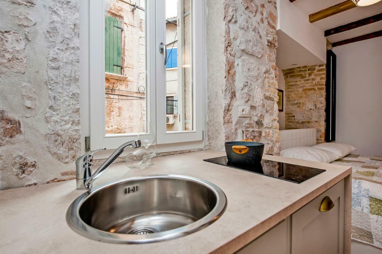 Apartment&Studio CA’ 3 VIE Rovigno Esterno foto