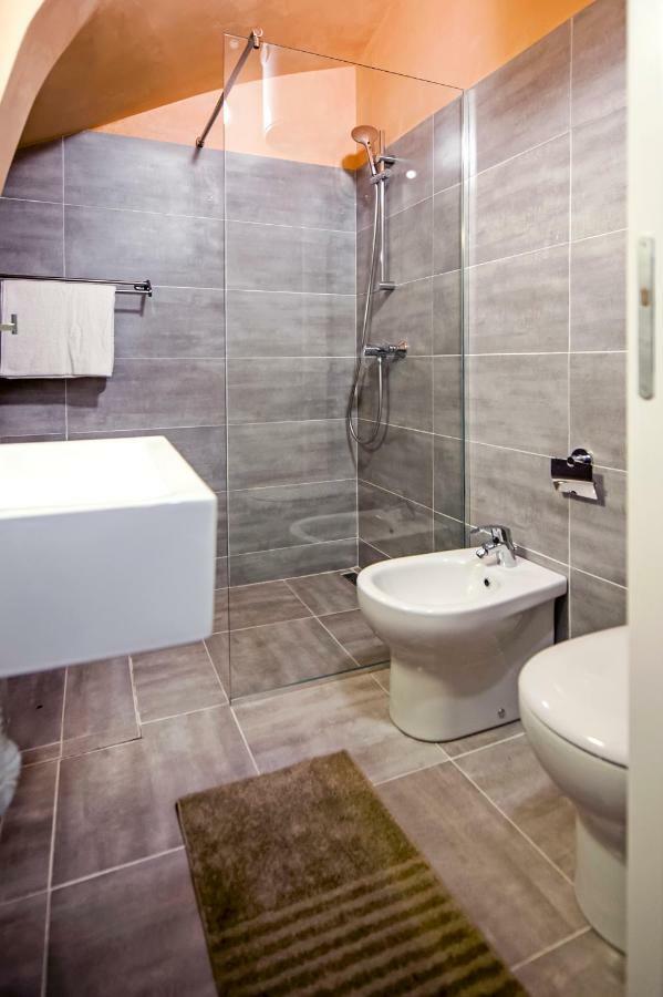 Apartment&Studio CA’ 3 VIE Rovigno Esterno foto